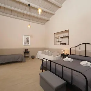  Casa vacanze Syracuseapartments Antica Dimora Italia